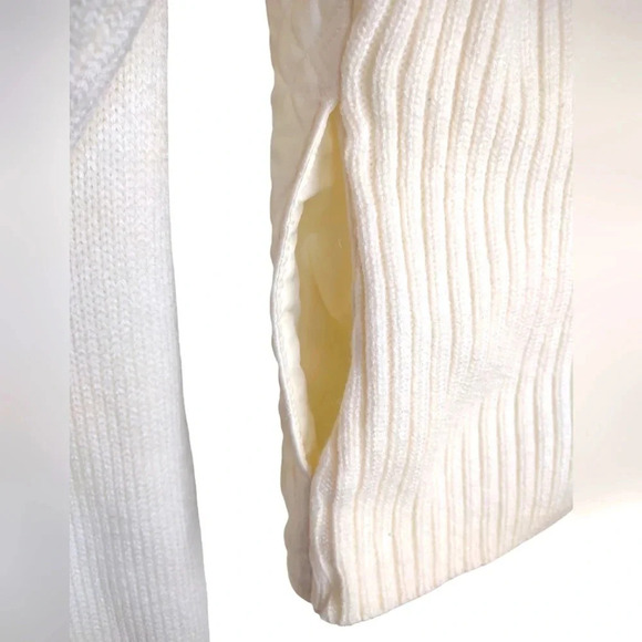 Effort Women's Quilted Cream Vest - Picture 9 of 12